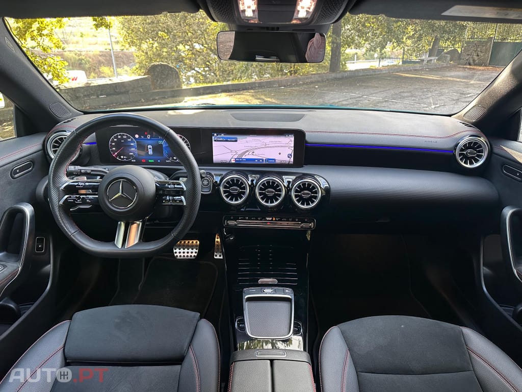 Mercedes-Benz CLA 250 e AMG Line