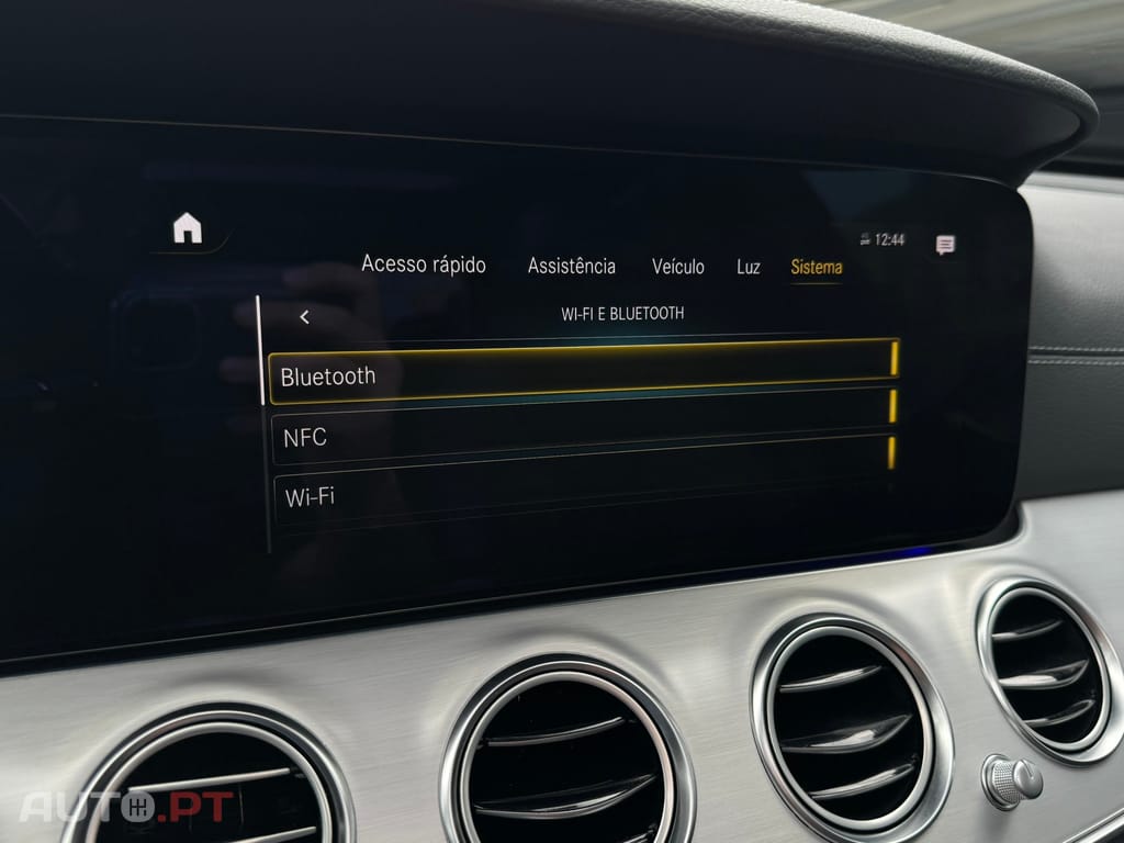 Mercedes-Benz E 300 e AMG Line