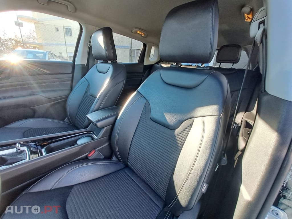 Jeep Compass 1.3 T4 4xe PLUG-IN HYBRID Auto Limited