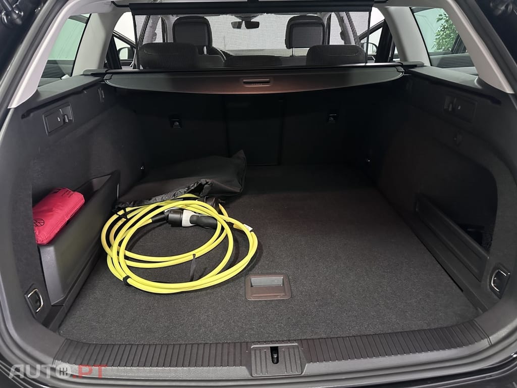 Volkswagen Passat Variant Hibrido 1.4 TSI GTE Plug-in 218hp