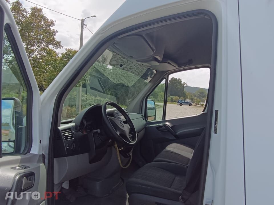 Mercedes-Benz Sprinter 313