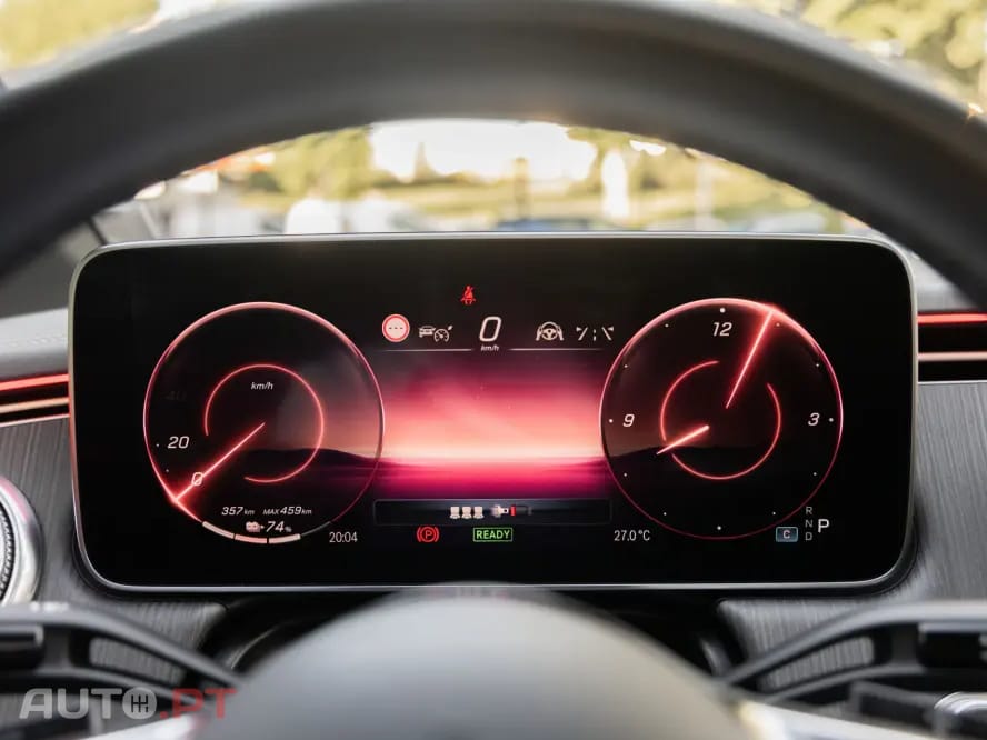 Mercedes-Benz EQE 300 Electric Art