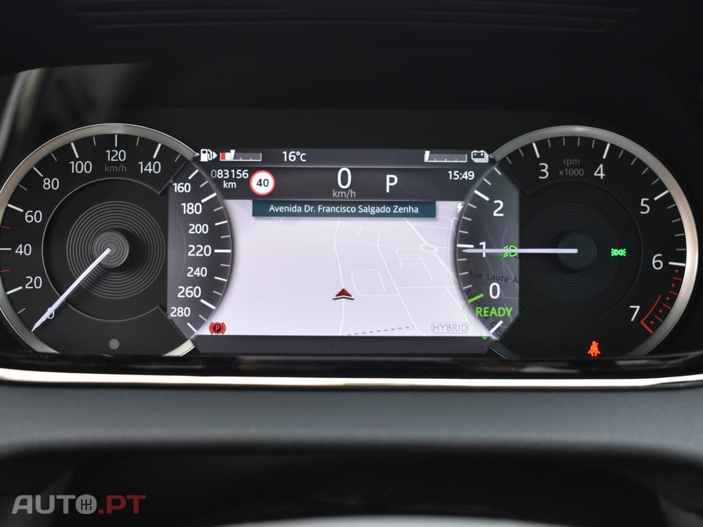 Land Rover Evoque 1.5 P300e AWD R-Dynamic SE Auto