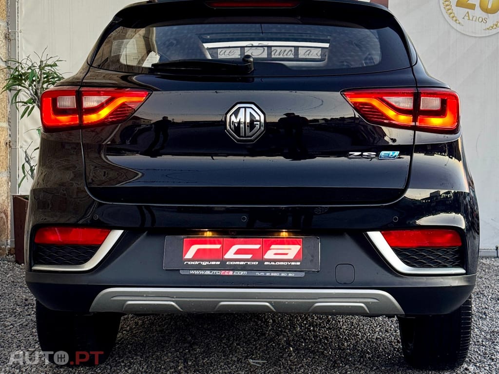 MG ZS EV 44.5 kWh Luxury  c/ IVA