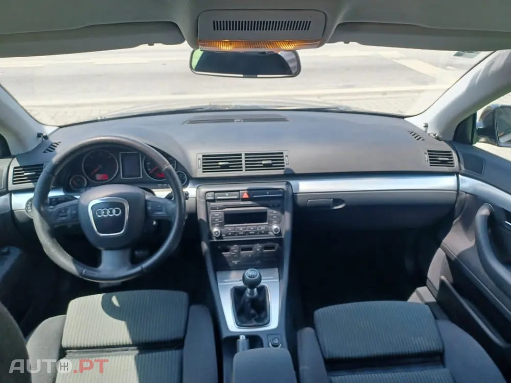 Audi A4 2.0 TDI S-line