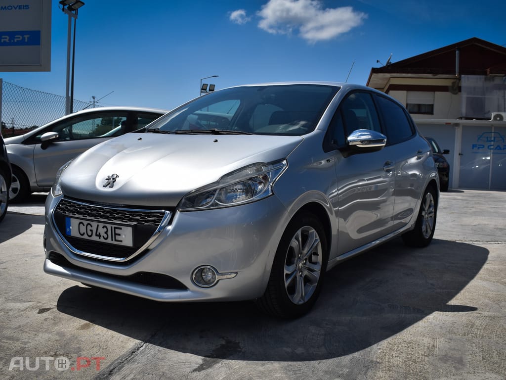 Peugeot 208 1.2 PureTech Style