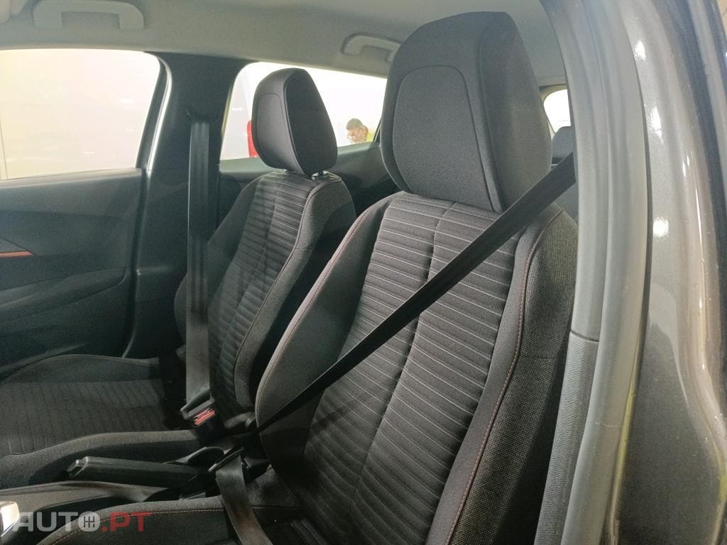 Peugeot 2008 1.5 BlueHDi Active Pack