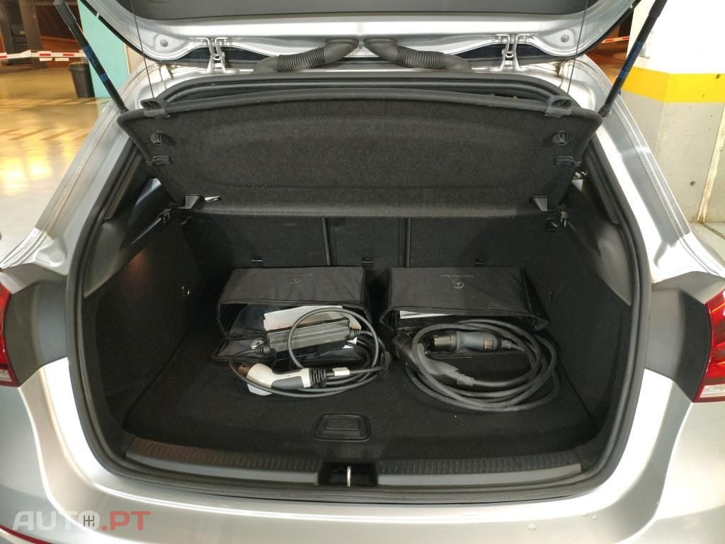 Mercedes-Benz A 250 e Style Plus