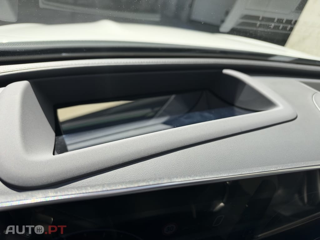 Mercedes-Benz C 300 e AMG Line