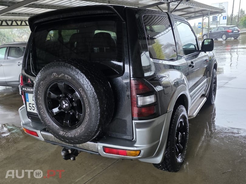Mitsubishi Pajero 3.2 DI-D GLS ABS+EC+TA