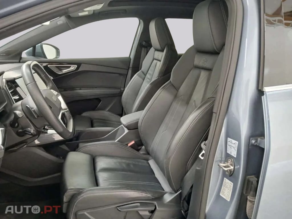 Audi Q4 E-Tron I.V.A DEDUTIVEL 50 2x S LINE