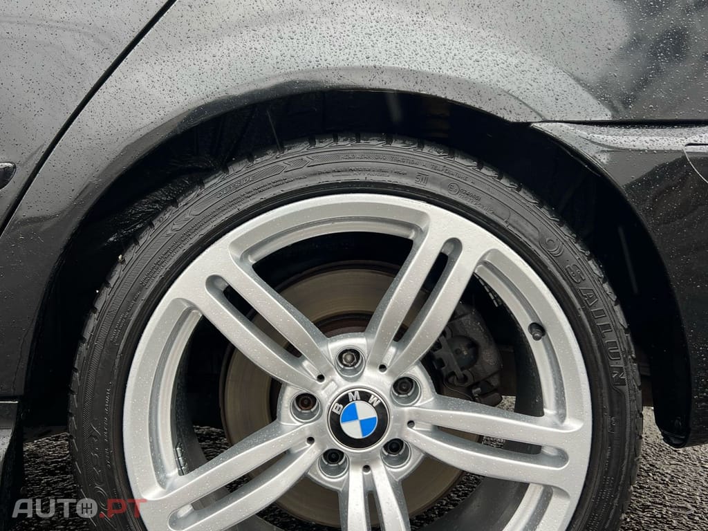 BMW 330 iX