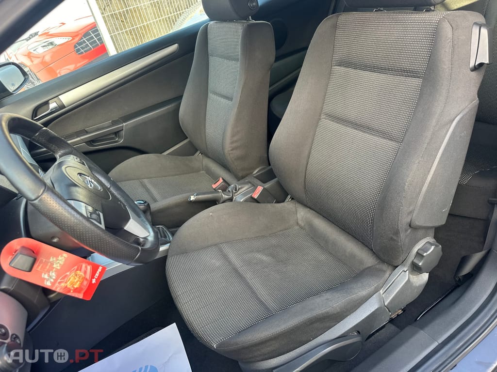 Opel Astra GTC 1.3 CDTi