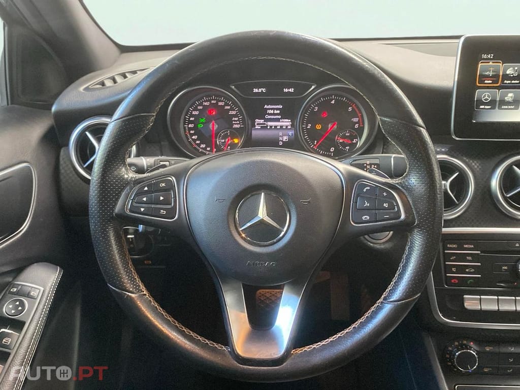 Mercedes-Benz A 180 180 d AMG Line Aut.