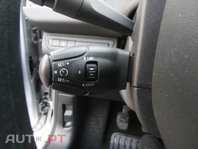 Peugeot 208 1.0 VTi Active