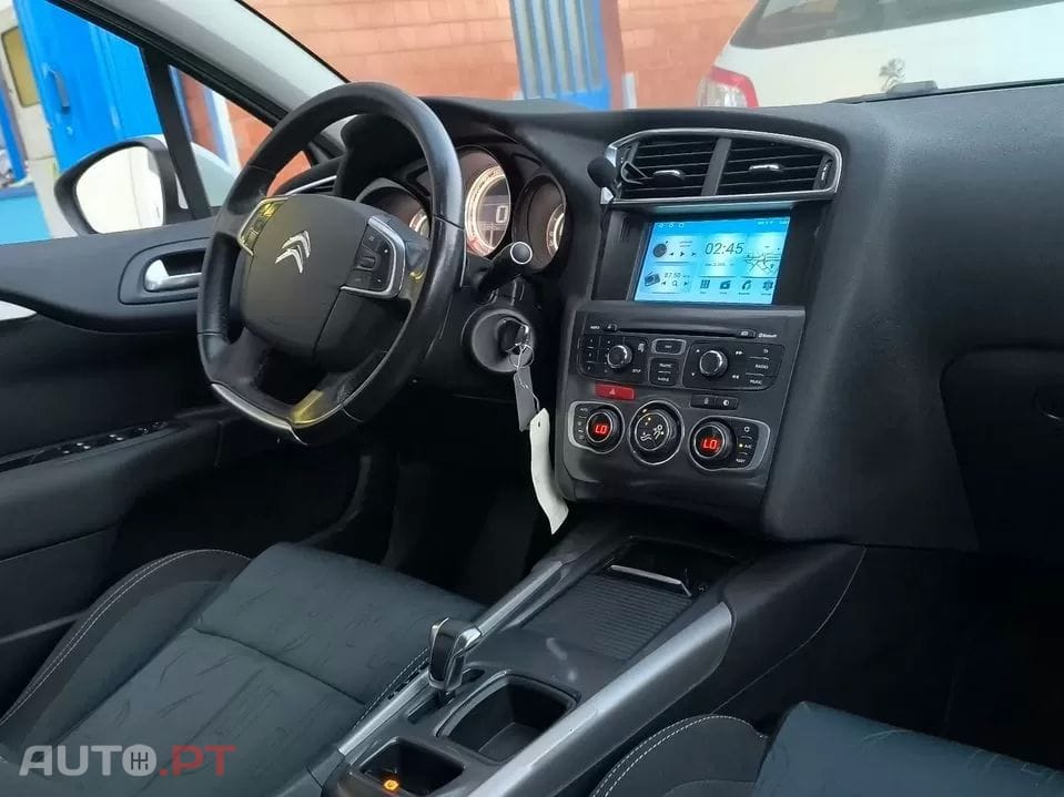 Citroen C4 1.6 e-HDi Exclusive J17 CMP6