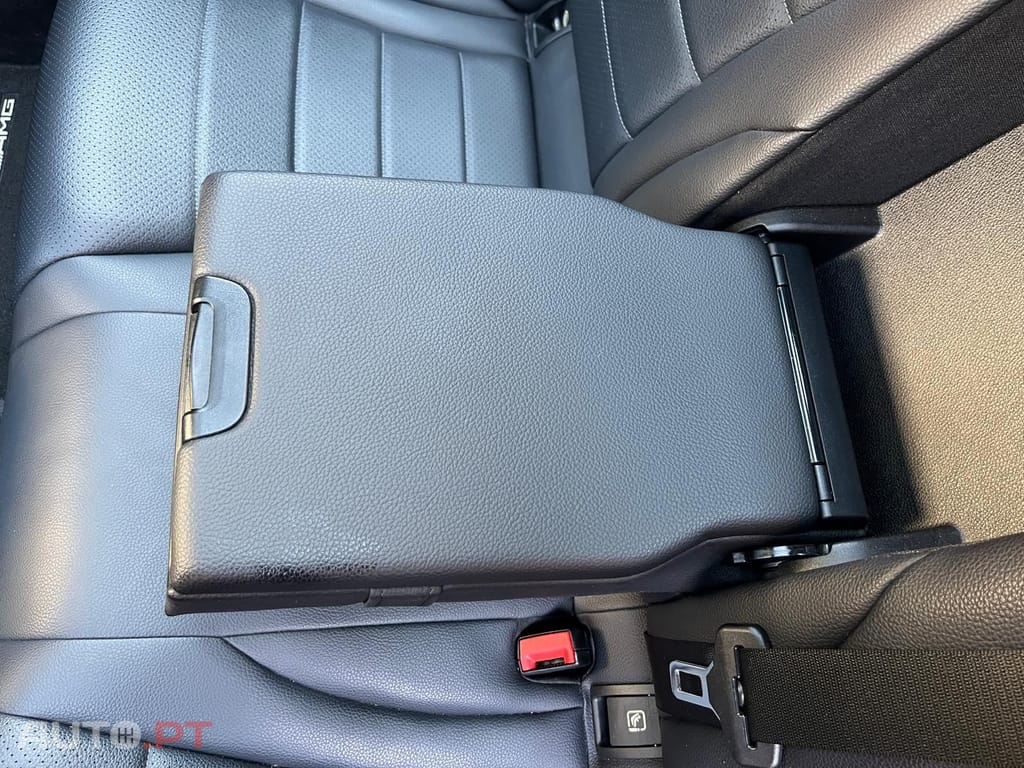 Mercedes-Benz C 200 D AMG LINE
