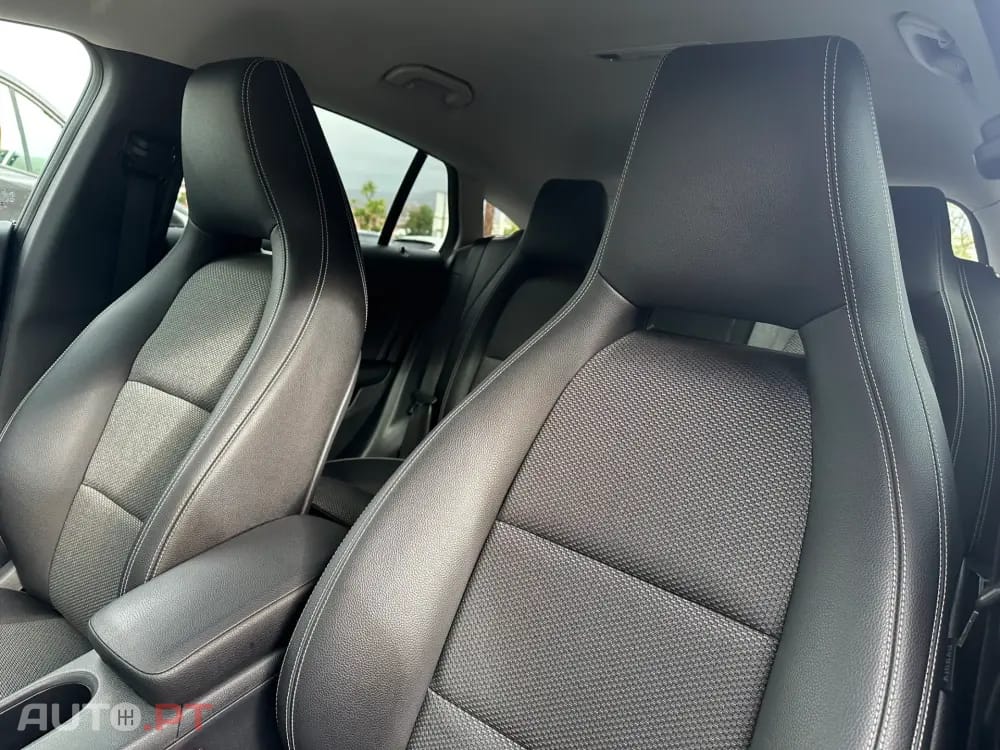 Mercedes-Benz CLA 180 d Urban