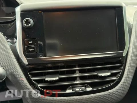 Peugeot 2008 1.2 PureTech Active