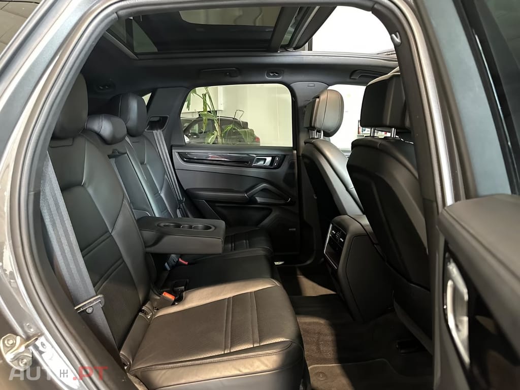 Porsche Cayenne E-Hybrid Bose