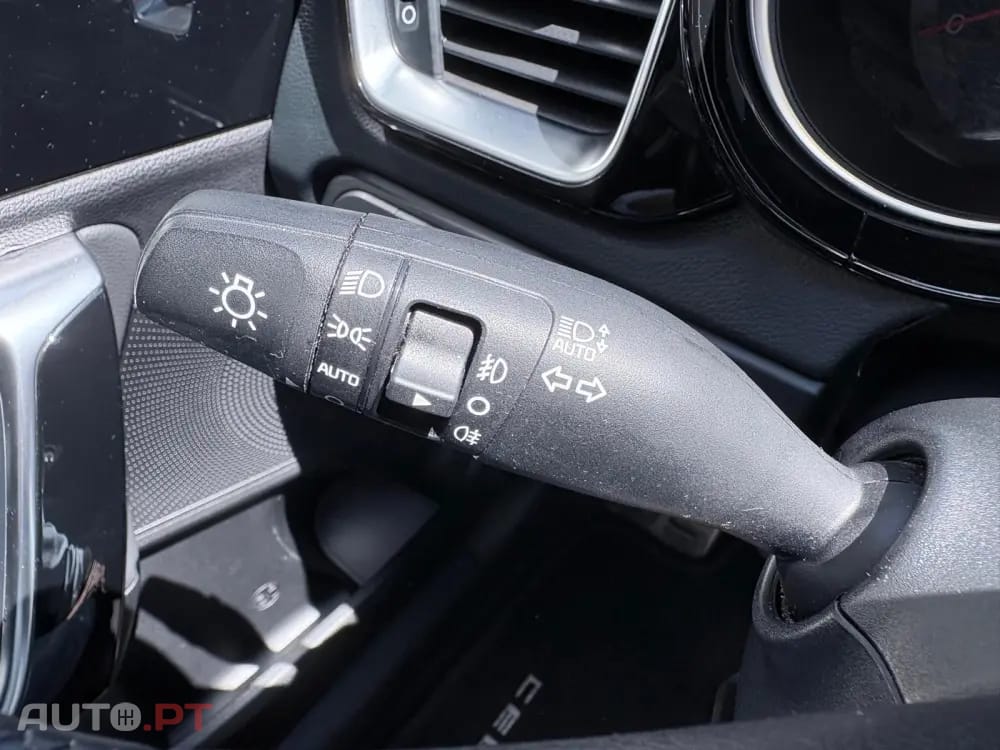 Kia Ceed SW 1.4 T-GDI Drive+SRF 7DCT