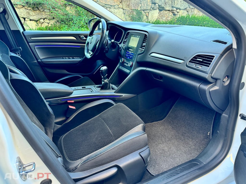 Renault Mégane Sport Tourer BLUE dCi 115 INTENS