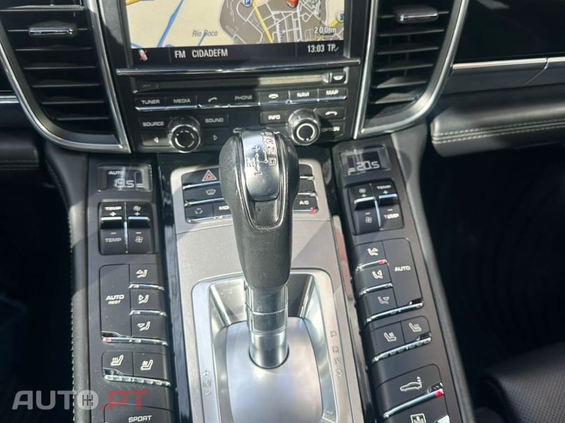 Porsche Panamera Platinum Edition