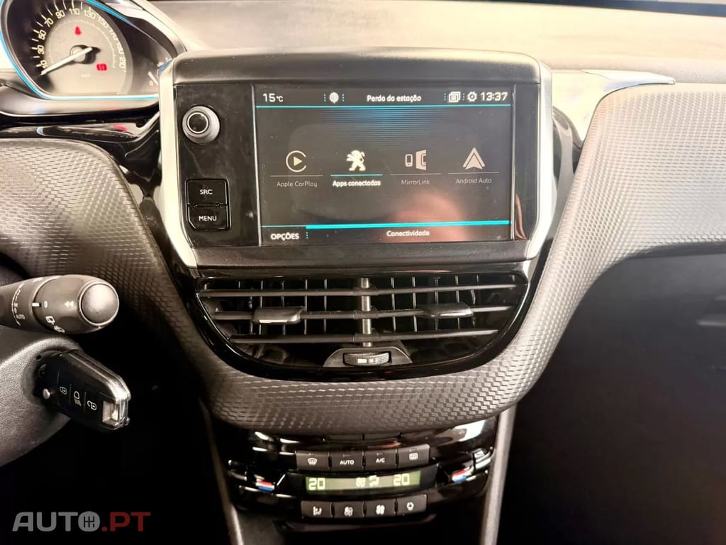 Peugeot 2008 PureTech 130 Allure