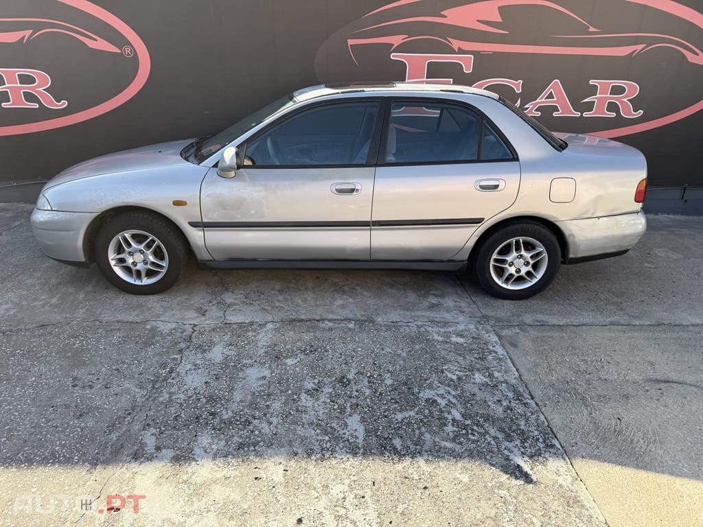 Mitsubishi Carisma Sedan 1.9 TD GLS