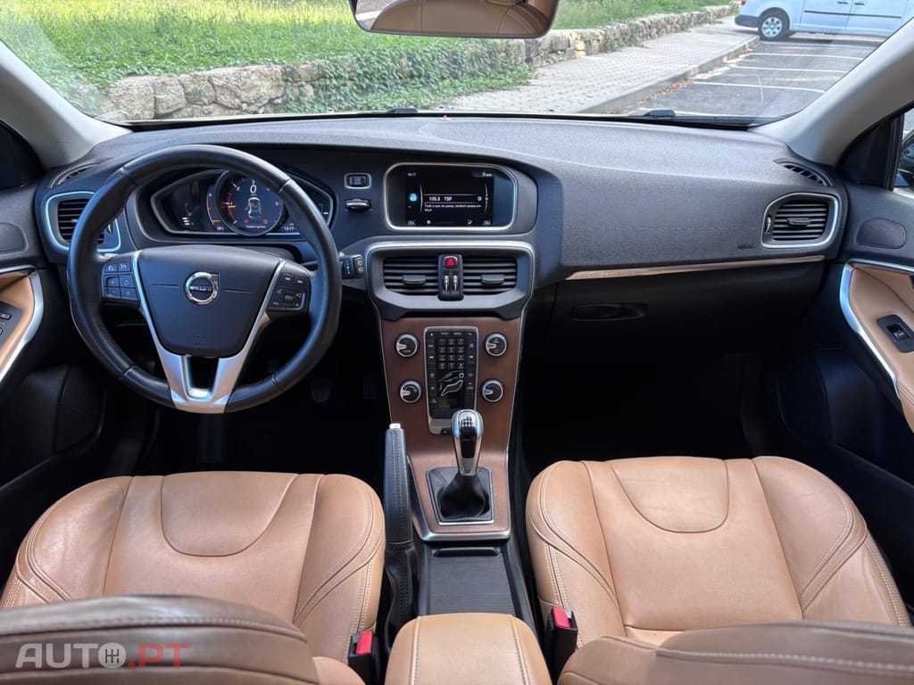 Volvo V40 Cross Country 2.0 D2 Pro