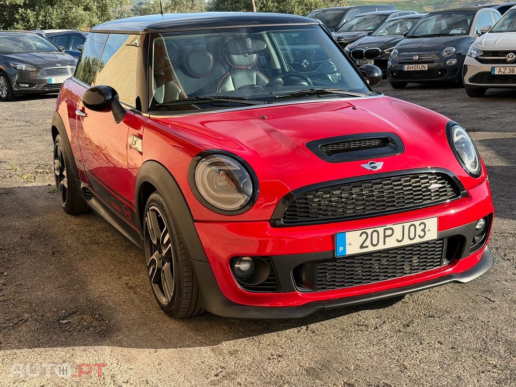 MINI Cooper Cooper D
