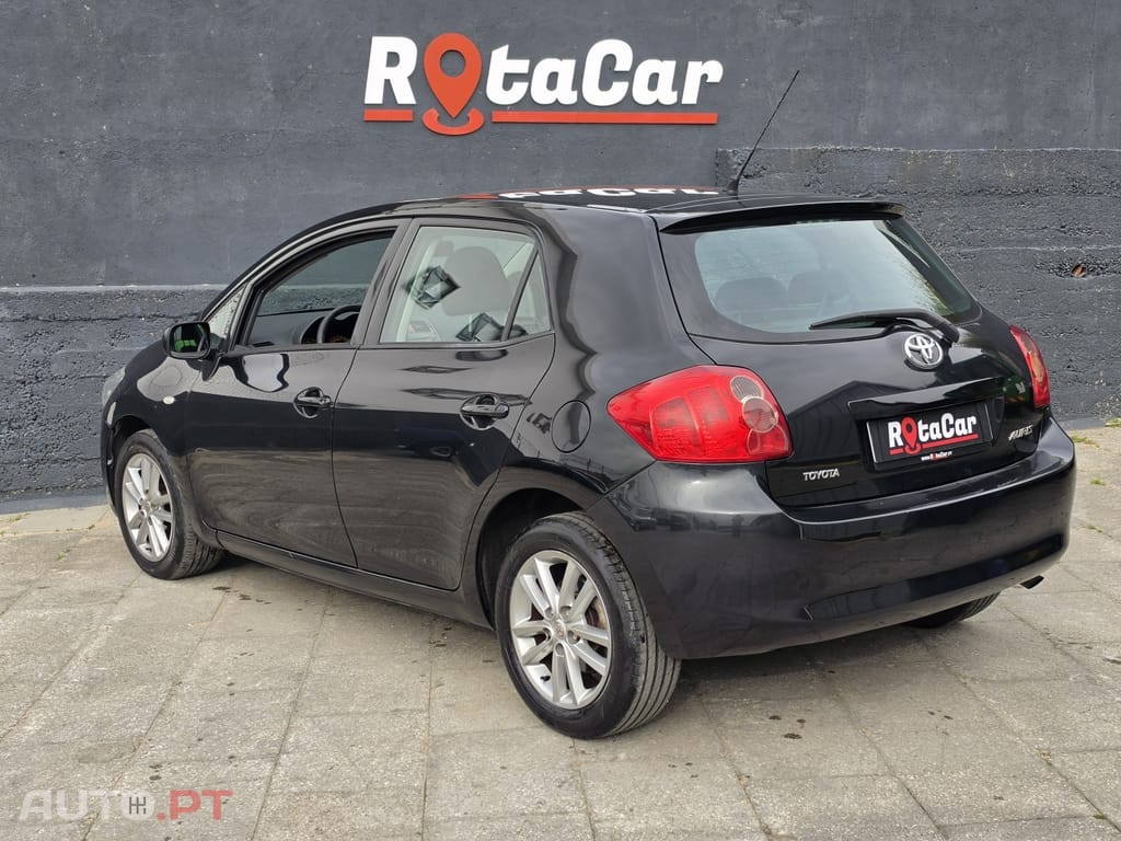 Toyota Auris 1.33 VVT-i Comfort+J16