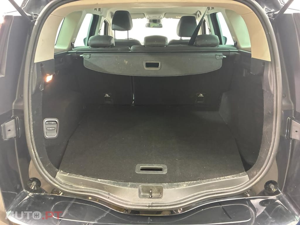 Renault Grand Scénic 1.3 TCe Intens EDC