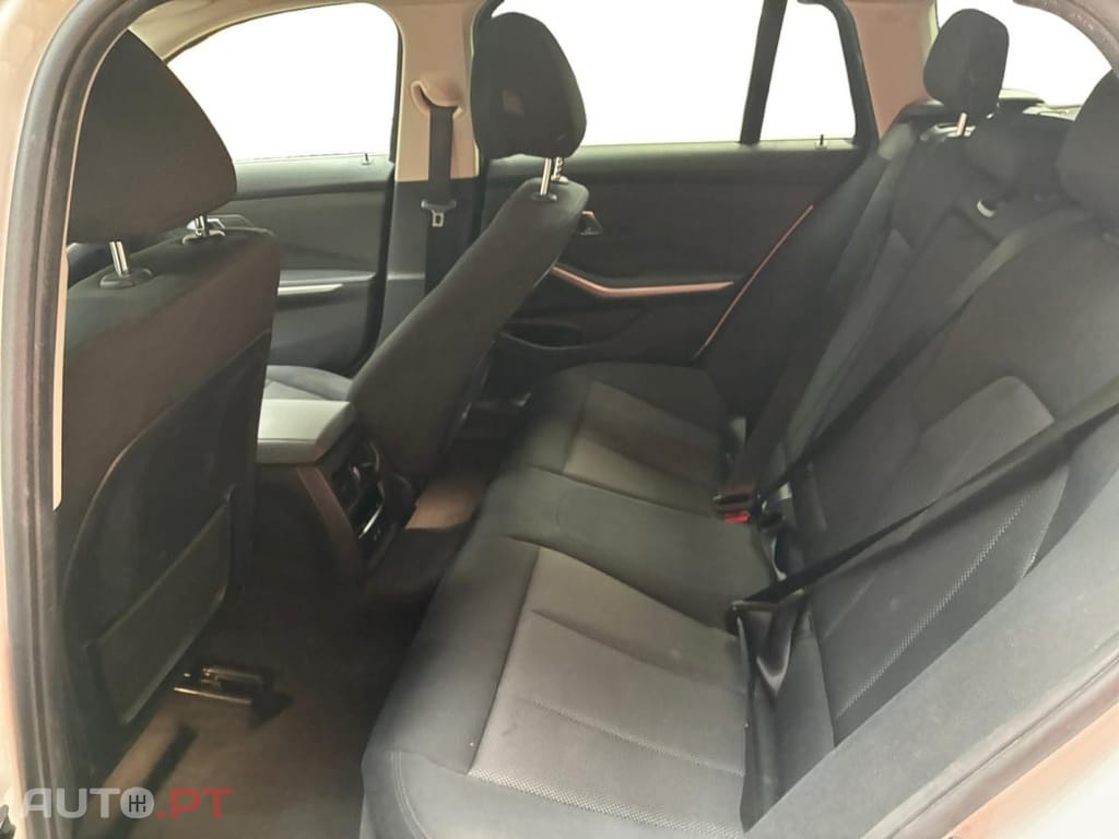BMW 320 d Touring xDrive Aut.