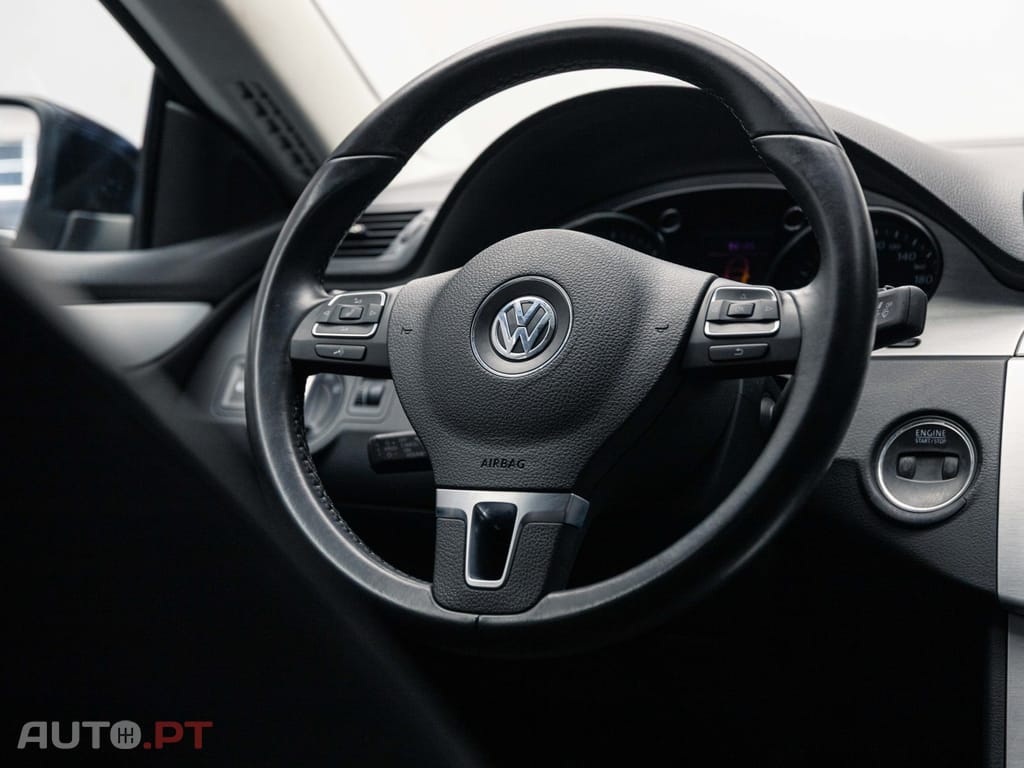 Volkswagen Passat CC 2.0 TDi