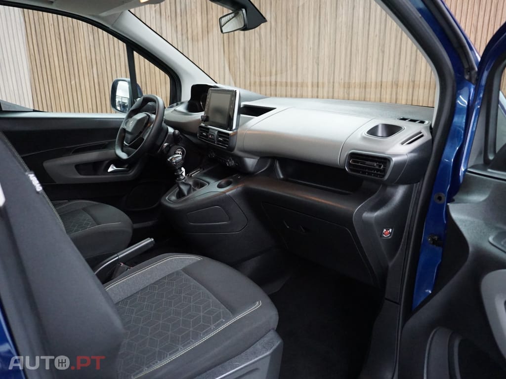 Peugeot Rifter 1.2 PureTech Allure