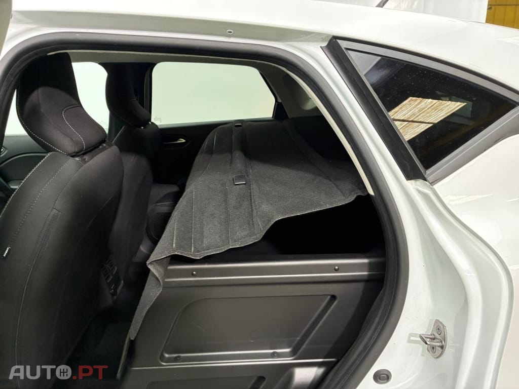 Renault Captur 1.6 E-Tech Full Hybrid Evolution