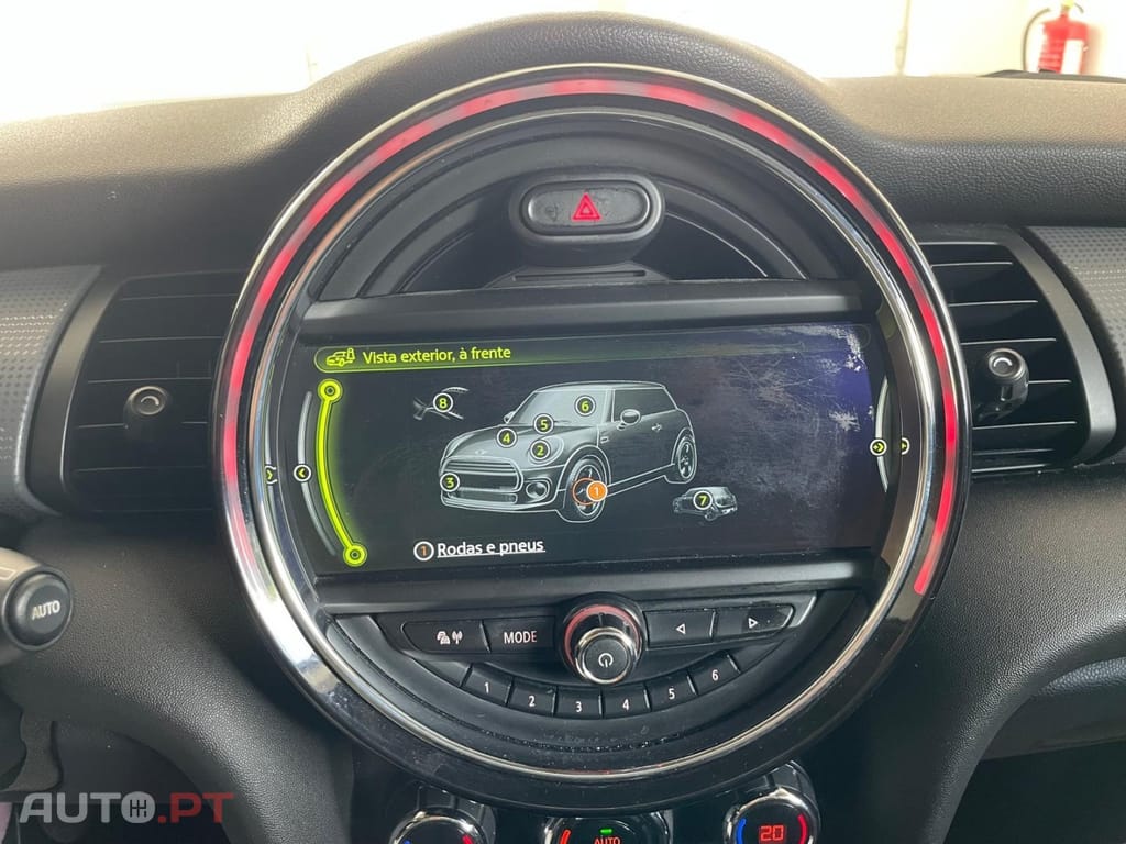 MINI Cooper Cooper D