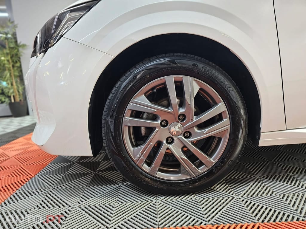 Peugeot 208 1.2 PureTech Allure