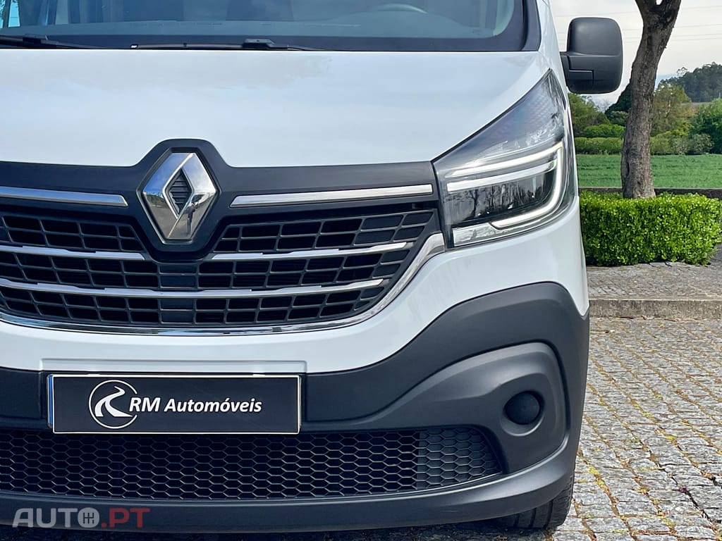 Renault Trafic 2.0 dCi IVA Dedutível