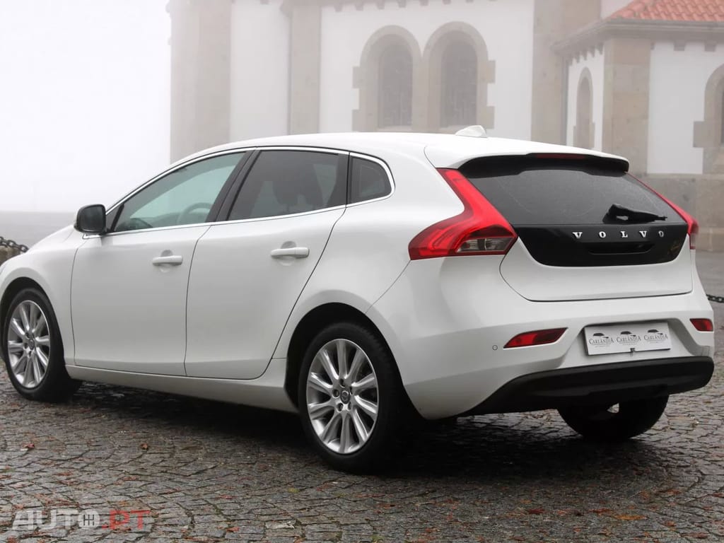 Volvo V40 1.6 D2 Momentum Eco