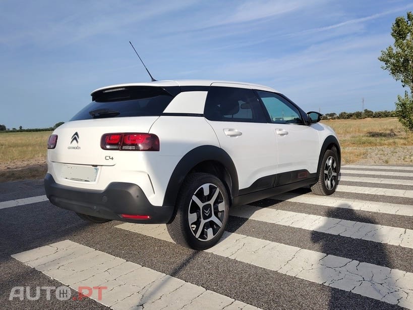 Citroen C4 Cactus SHINE 130 CV S&S 5P COM EXTRAS