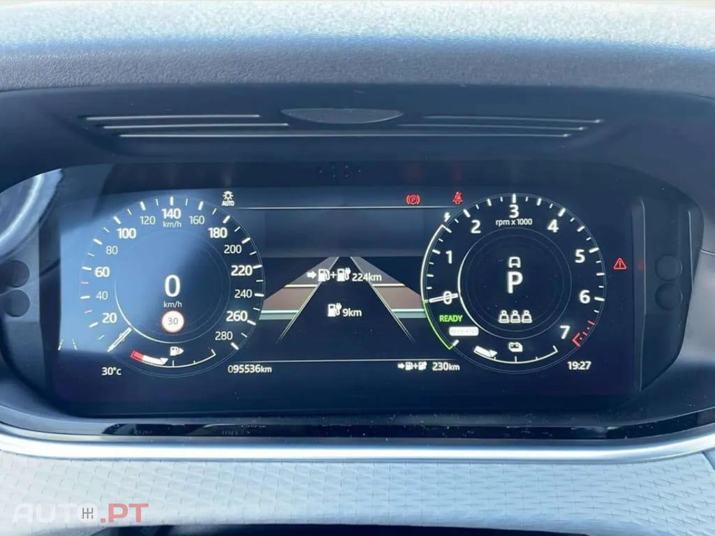 Land Rover Evoque P300