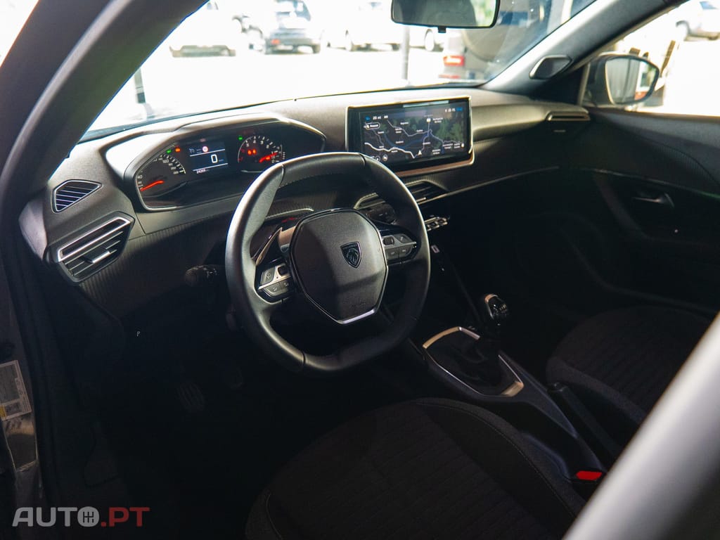 Peugeot 2008 1.2 PureTech Active Pack