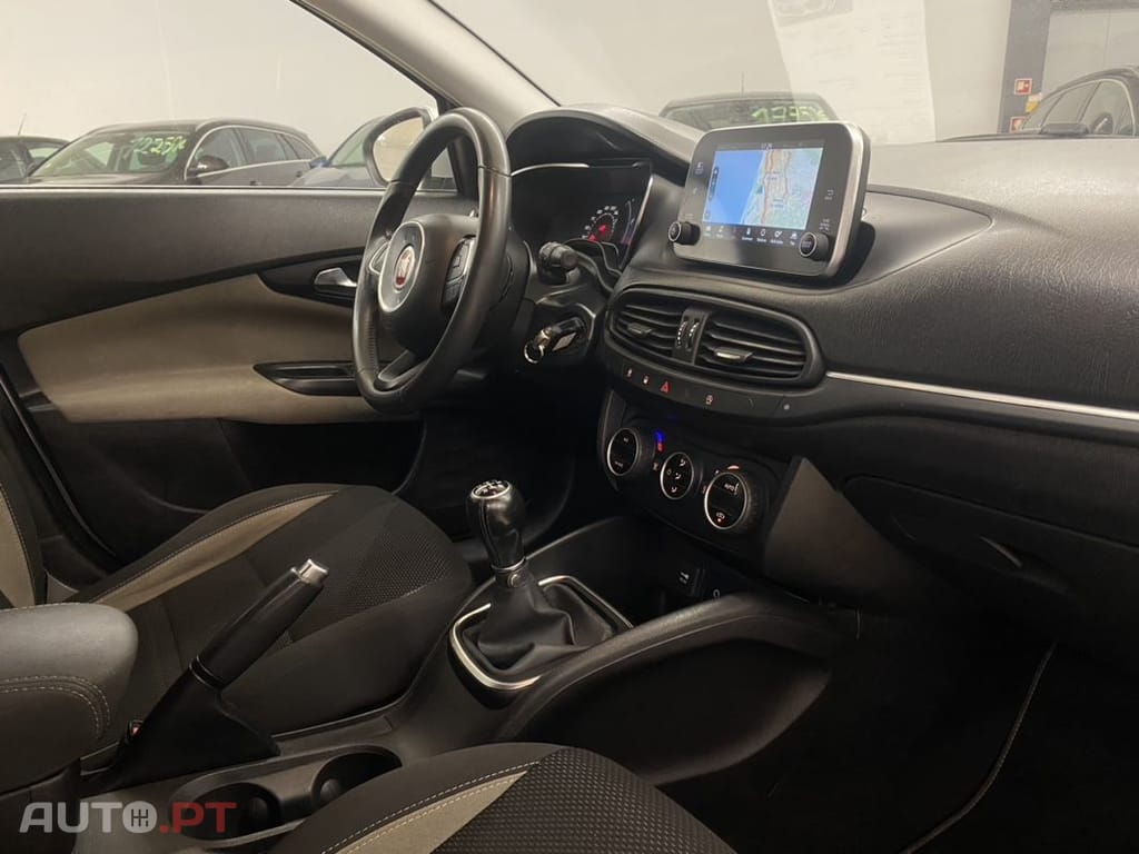 Fiat Tipo 1.3 M-Jet Street