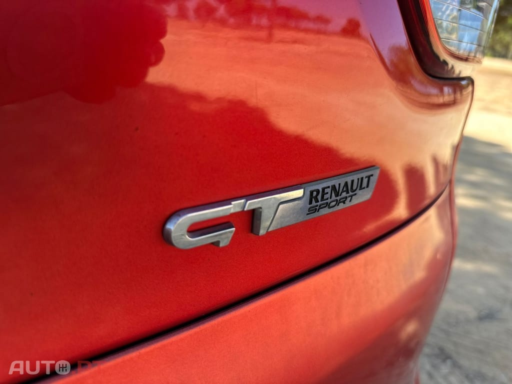 Renault Clio Sport Tourer 1.2 TCE GT EDC