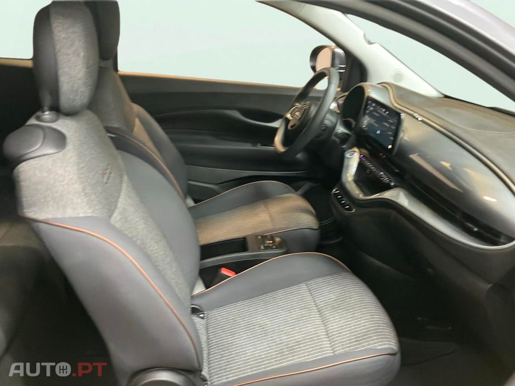 Fiat 500e Icon Plus 42 KWh