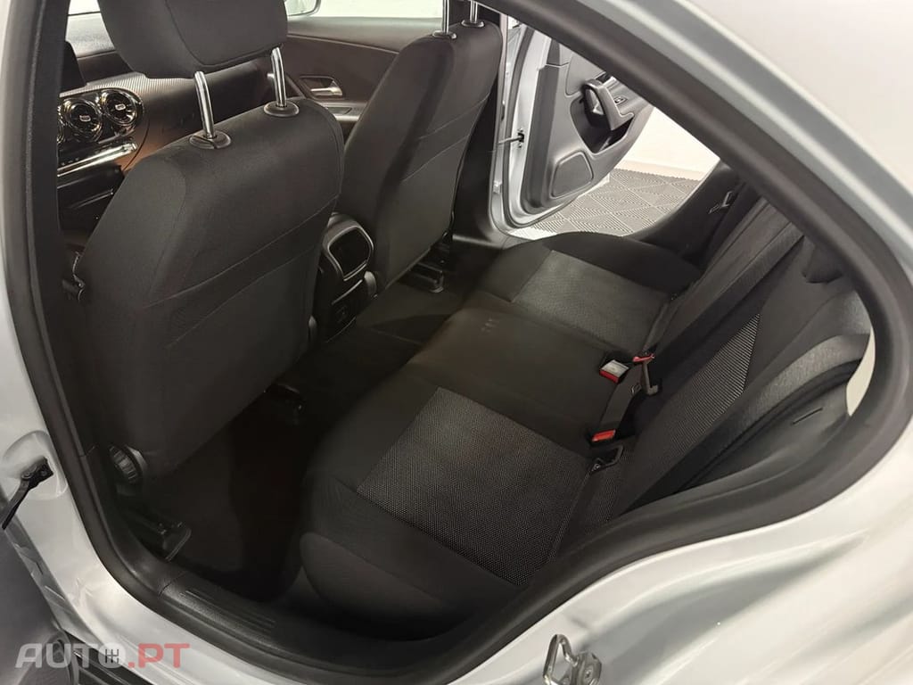 Mercedes-Benz A 180 d Business Solutions Aut.