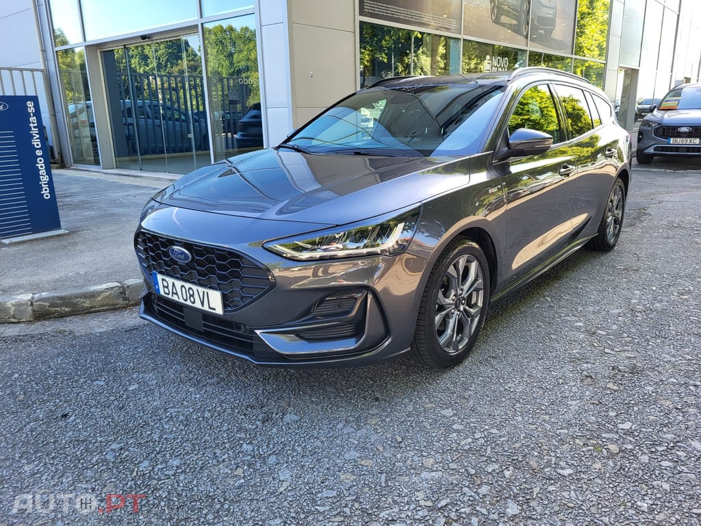 Ford Focus SW 1.0 EcoBoost MHEV ST-Line X