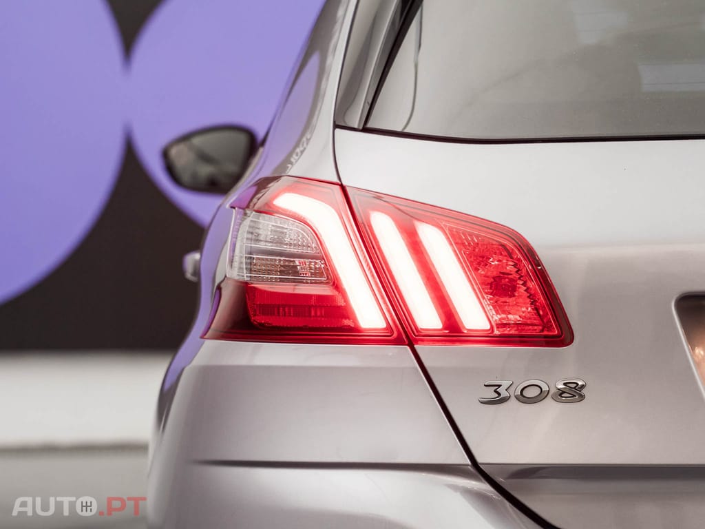 Peugeot 308 1.2 PureTech Style